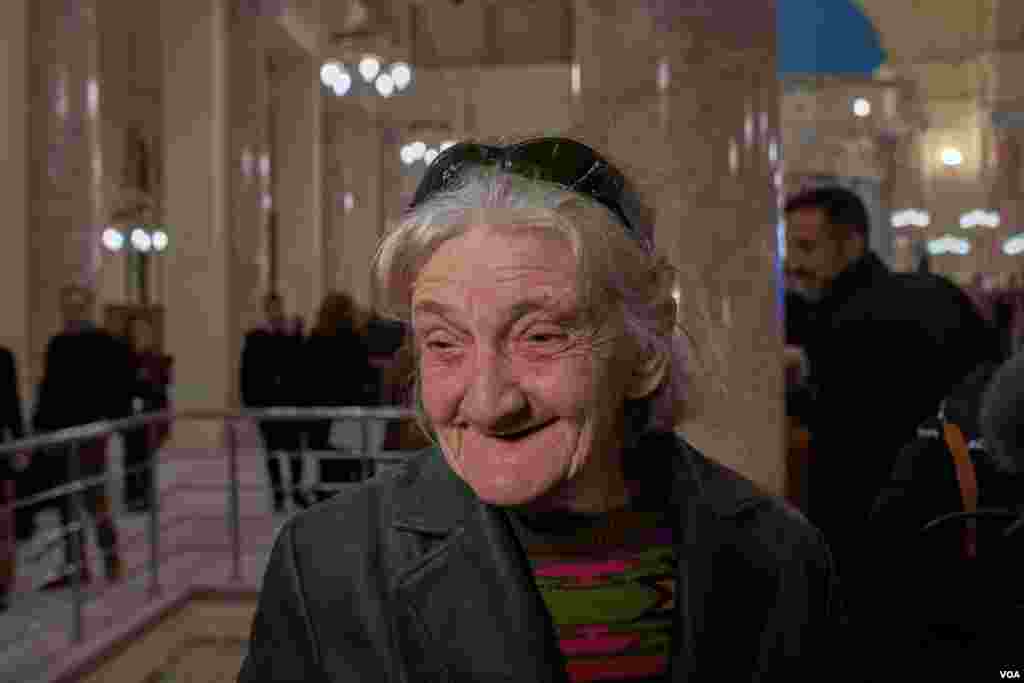 The restoration of Eliyahu Hanavi Synagogue in Alexandria brings memories of a bygone era for Yolade Mizrahi, 70. "This opening makes me so happy. Now it looks like how it was more than 50 years ago." (Hamada Elrasam/VOA)