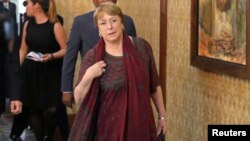 ​​​En su visita que comenzó el miércoles y culmina el viernes, Bachelet tiene previsto reunirse con funcionarios de los gobiernos paralelos que rigen Venezuela.