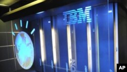 Watson es la computadora cognoscitiva de la IBM mejor conocida.