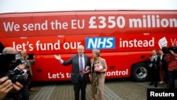 Former London Mayor Boris Johnson speaks at the launch of the Vote Leave bus campaign in Truro, May 11, 2016, in favor of Britain leaving the European Union.