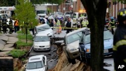 Derrumbe en el barrio Charles Village de Baltimore, provocado por las lluvias del miércoles.
