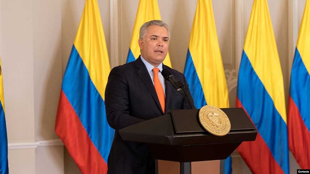 Pese a las manifestaciones en su contra en las calles, el presidente Iván Duque, defendió ante el Congreso su gestión. Cortesía Presidencia de la República.