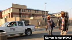 The government built a huge police station in Johannesburg’s Diepsloot settlement in 2010 but has not yet staffed it, citing ‘operational difficulties.’ (D. Taylor/VOA News)