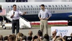 mgombania kiti cha rais wa chama cha Republican Mitt Romney,(kushoto) na mgombea mwenza wake l Paul Ryan Aug. 31, 2012