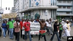 Kenya civil society political activists protest against rising food prices and the Minister of Education Sam Ongeri for misuse of free education funds in Nairobi, Kenya, July 7, 2011