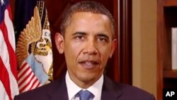 奥巴马总统2012年12月29日星期六发表每周例行讲话的资料照片