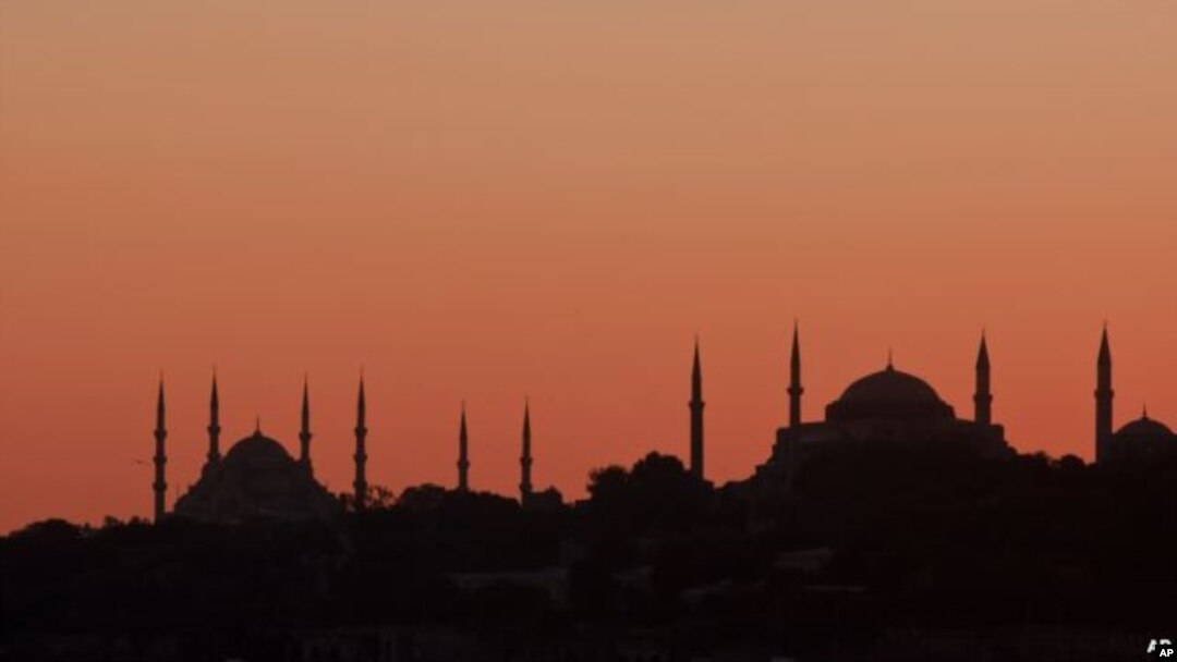 Istanbulda oqshom