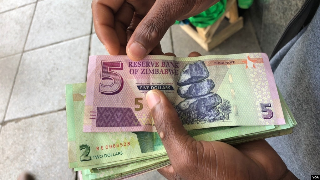 Zimbabwe Central Bank Eases Forex Rules For Some In Bid To Improve - 