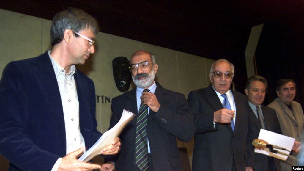 Media: turkish journalist detained over subliminal coup messages Altan yaşar