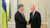 Байден і Порошенко стурбовані можливою роллю в Україні «миротворців» РФ 