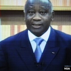 Presiden Laurent Gbagbo berpidato di televisi nasional, bersikeras dirinya tetap presiden berkuasa Pantai Gading.