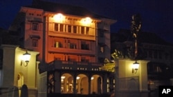 The Hotel le Royal, one of the best examples of renovated French colonial architecture in Phnom Penh, May 2010