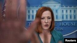 Juru bicara Gedung Putih Jen Psaki melakukan konferensi pers di Gedung Putih, Washington, pada 4 Maret 2022. (Foto: Reuters/Evelyn Hockstein)