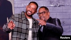 ARCHIVO- La cinta con Will Smith (izq.) y Martin Lawrence es la más taquillera por tercera semana consecutiva. En la gráfica, ambos actores en el estreno de la película en Los Ángeles, California, EE. UU., el 14/1/20. REUTERS / Mario Anzuoni.