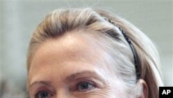 وه‌زیری ده‌ره‌وه‌ی وڵاته‌ یه‌کگرتووه‌کان هێله‌ری کلنتن له‌ جنێڤ، دووشه‌ممه‌ 28 ی دووی 2011