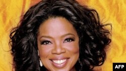 Oprah Winfrey, người chủ trì một chương trình truyền hình ở Mỹ