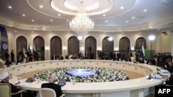 Para pemimpin negara kawasan Kaspia bertemu di KTT Kaspia ke-5 di Aktau, 12 Agustus 2018.