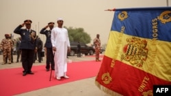 L'actuel président, Mahamat Idriss Déby est la deuxième personne au Tchad après son père à recevoir cape, sabre et bâtons, les attributs de maréchal. (Photo d'archives oris Bolomey / AFP)