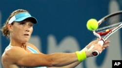 Akibat cedera betis, petenis Australia Sam Stosur urung bertanding dalam perempat final Turnamen PNB Paribas Terbuka (foto: Dok).