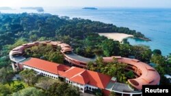 Ảnh Khách sạn Capella, địa điểm cuộc gặp thượng đỉnh giữa TT Mỹ và lãnh tụ Bắc Hàn trên đảo du lịch Sentosa của Singapore. Capella Singapore/Handout via Reuters 