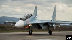 A Russian Su-30 fighter jet
