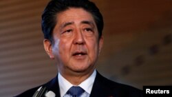 据信日本首相安倍晋三将在访问中国期间提出终止日本政府发展援助的建议