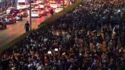 ထိုင်း ဒီမိုကရေစီ ဆန္ဒပြပွဲ မြန်မာ့နည်းကိုသုံးပြီ ပြန်လည်စတင်
