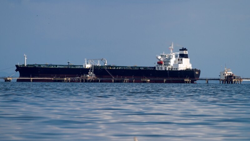 Zarpa a EEUU primer cargamento de crudo venezolano de Chevron tras licencia