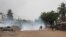 Des manifestations dans les rues de Lomé, au Togo, le 18 octobre 2017. (VOA/Kayi Lawson)
