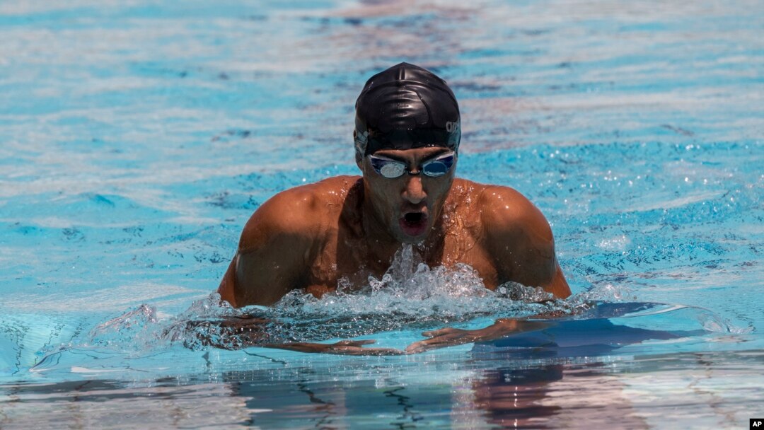 Ibrahim al-Hussein, saat latihan di Olympic Aquatic Centre, di Athena, Rabu, 30 Juni 2021. (AP)