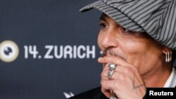 El actor estadounidense Johnny Depp durante el 14 Festival de Cine de Zurich. Zurich, Suiza, 5-10-18. REUTERS/Arnd Wiegmann. Depp interpreta al fotógrafo de guerra W. Eugene Smith en 'Minimata', que se estrena esta semana en el 70 Festival de Cine de Berlín.