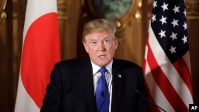 Tổng thống Donald Trump phát biểu trong cuộc họp báo chung với Thủ tướng Shinzo Abe tại Dinh Akasaka ở Tokyo ngày 6/11/2017.