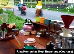 Jancuks Kopi di Yogyakarta yang terpaksa tutup, bahkan pemiliknya yang mahasiswa juga pulang kampung. (Foto: Courtesy/Rina/Komunitas Kopi Nusantara)