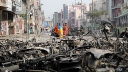 دہلی میں گزشتہ برس ہونے والے فسادات میں املاک کو بھی نقصان پہنچا تھا۔