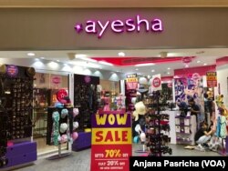 Retailers across India have been offering discounts to get rid of old inventory and prepare for new accounting systems.