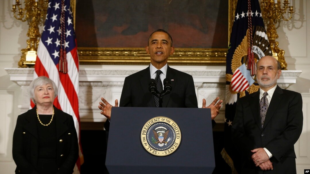 Kandidat za predsednika Federalnih rezervi Dženet Jelen, predsednik Barak Obama i aktuelni predsednik Federalnih rezervi, Ben Bernanki u Beloj kući, 9. oktobar 2013.