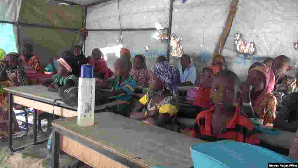 A classroom in Bosso, in the Diffa region of Niger, April 19, 2017. (Photo: Nicolas Pinault / VOA)