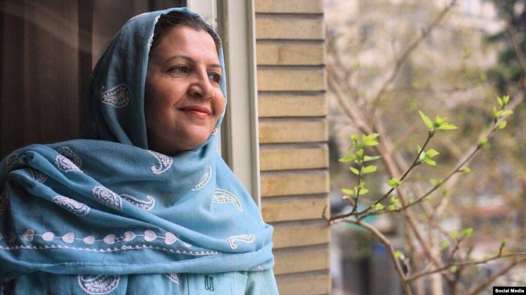 شکوفه یداللهی، از زنان درویش بازداشت شده که در زندان قرچک زندانی است