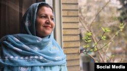 شکوفه یداللهی، از زنان درویش بازداشت شده که در زندان قرچک زندانی است