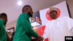 Shugaba Buhari Tare Da Kungiyar Kwallon Kafa Na Kasa Super Eagles