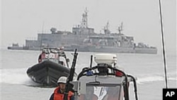 South Korean navy speed boats patrol near Yeonpyong Island, west of mainland South Korea, in the Yellow Sea (File)