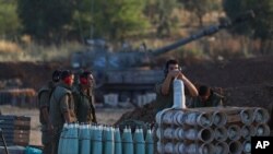 نظامیان اسرائیلی مستقر در امتداد مرزهای مشترک با نوار غزه