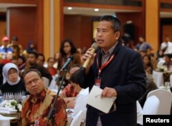 Former Indonesian militant Ali Fauzi Manzi, brother of Bali bombing militant Amrozi, speaks during a meeting between former militants and victims in Jakarta, Indonesia, Feb. 28, 2018.