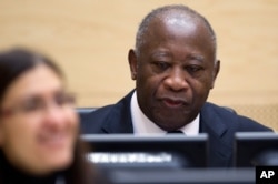 Laurent Gbagbo lors de sa première comparution à la CPI (5 déc. 2011)