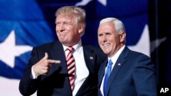 Donal Trump et son colistier Mike Pence, ticket du parti républicain à la présidentielle américaine 2016.