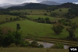 The beauty of these mountains in Laos' northeastern province of Xieng Khouang masks a deadly legacy that a decade of heavy U.S. bombing left behind: millions of unexploded bombs. (D. de Carteret for VOA)