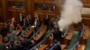 Treći put suzavac u Skupštini Kosova
