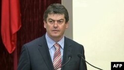 Presidenti Topi: Shqiptarët duhet të bashkohen për të konsoliduar demokracinë