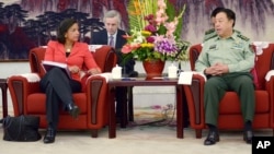 Jenderal Fan Changlong (kiri), wakil ketua Komisi Militer China, saat bertemu penasihat keamanan nasional AS Susan Rice di Beijing (9/9).