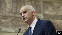 긴급각료회의에서 그리스 총리 게오르기오스 파판드레우